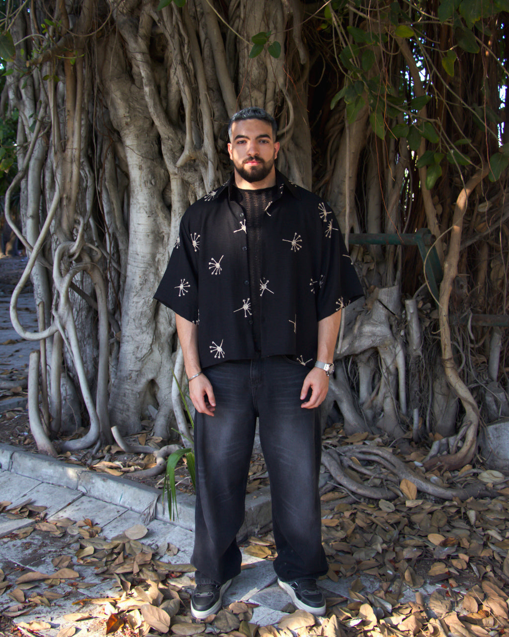 SHORT SLEEVE SHIRT: BOHO PATTERNED CHARCOAL