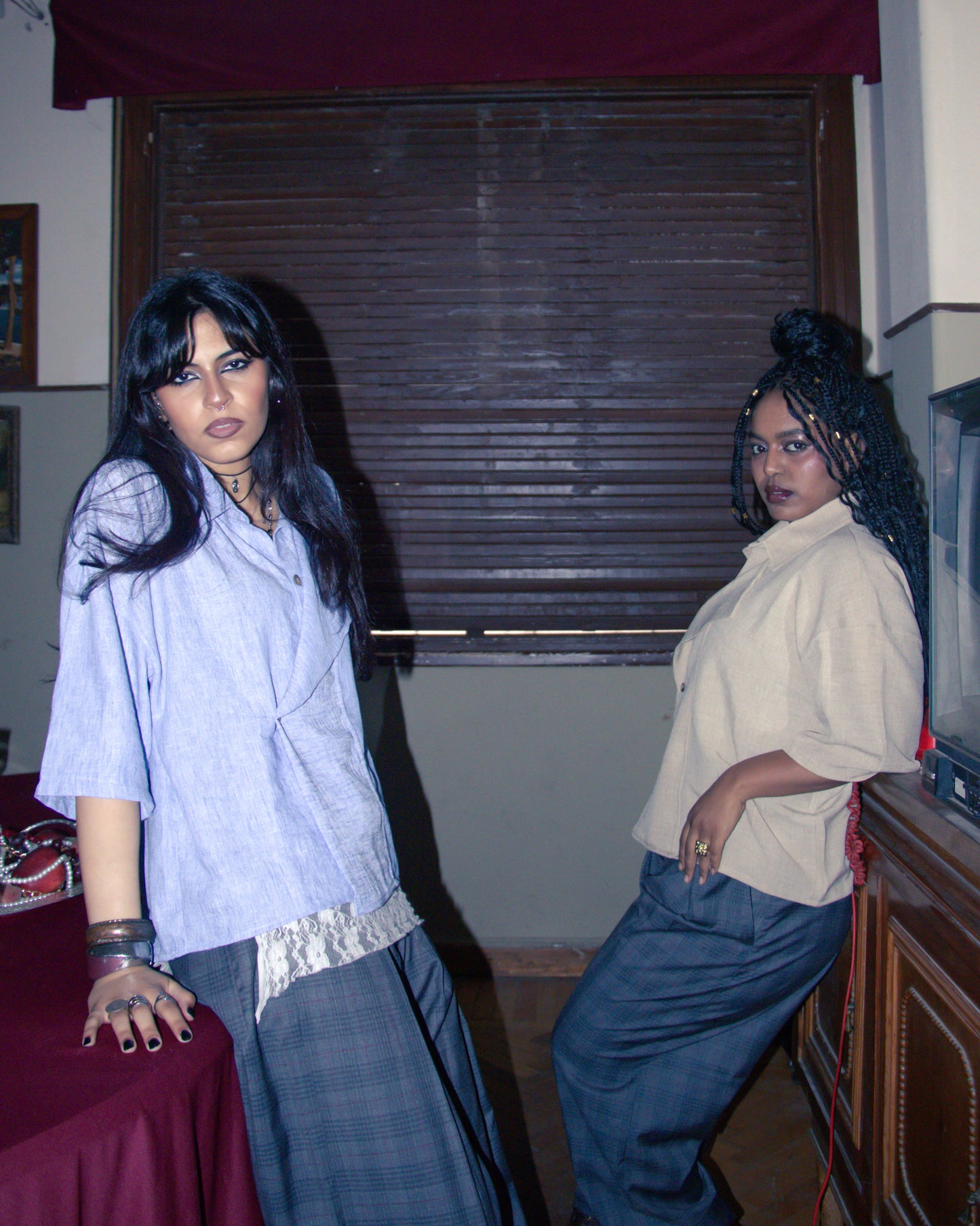 CROSS COLLAR BUTTONED SHIRT