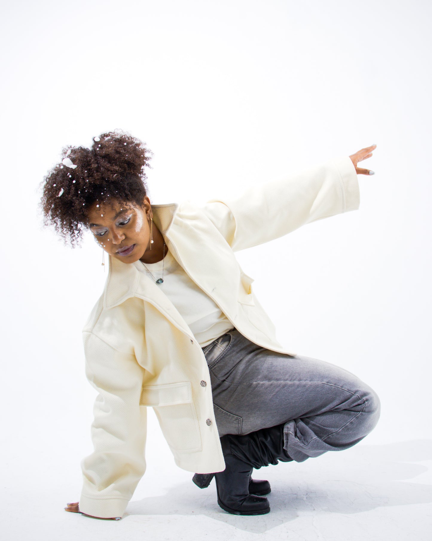 HEAVYWEIGHT JACKET: SNOW