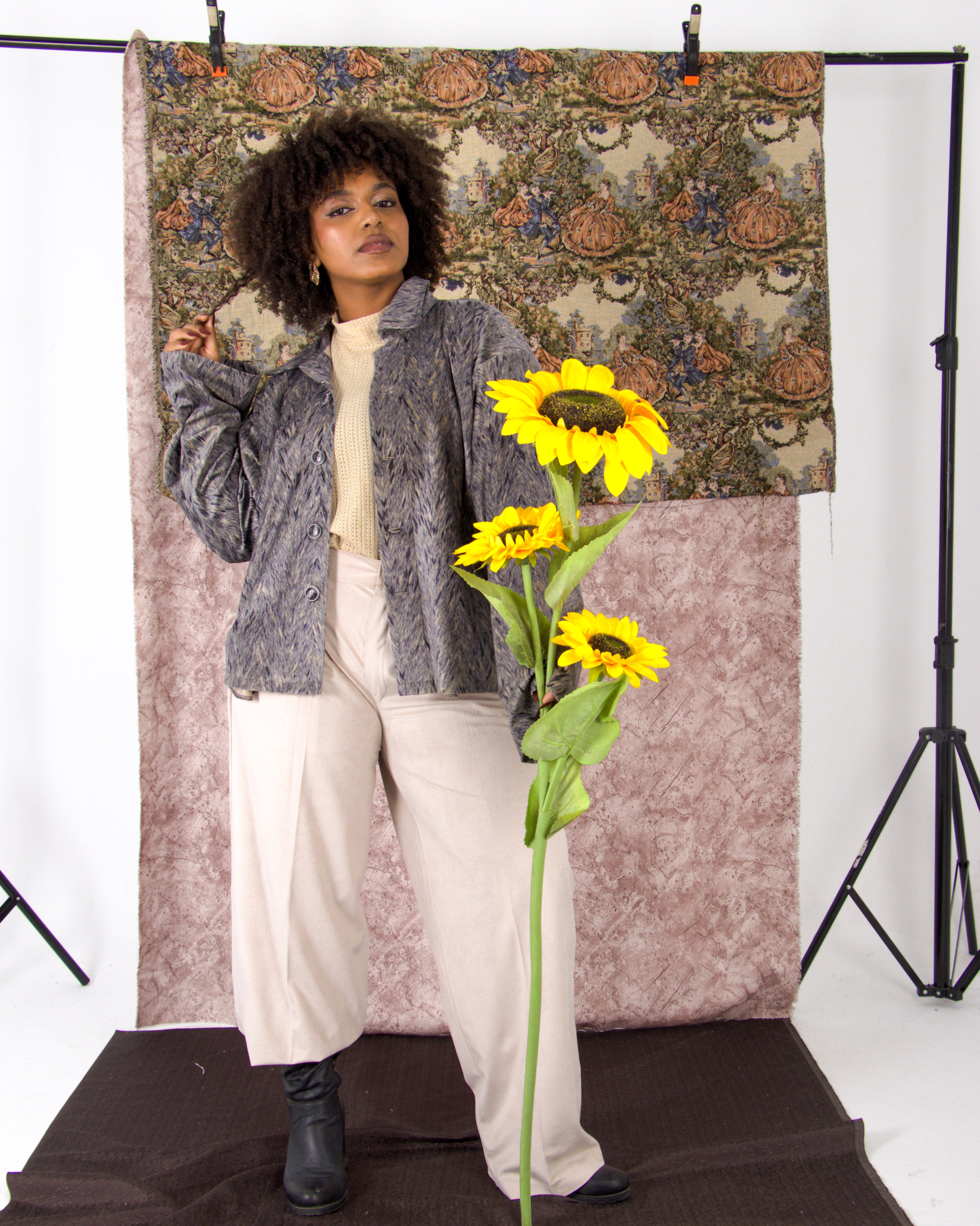 MODERN TAILORED WIDE-LEG PANTS